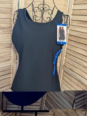 32 Degrees Ladies' Tank with Built in Bra Soft Textured, Black, M